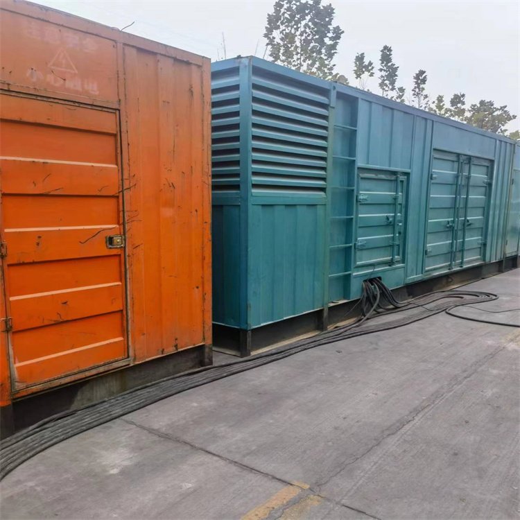 乌拉特后如何选择适合 600kW 柴油发电机组的热继电器?